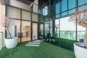 Duplex, City View | Interior -  Smaya Holiday Homes -Square Tower (Dubai)