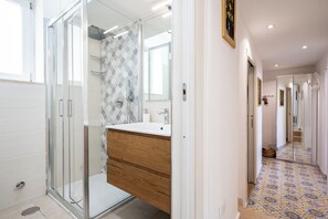 Apartment, Sea View | Bathroom - Casa dei Sogni - nel Cuore di Capri (Capri)