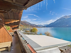 Superior Double Room with lake view, balcony Nr. 4 | Terrasse/Patio