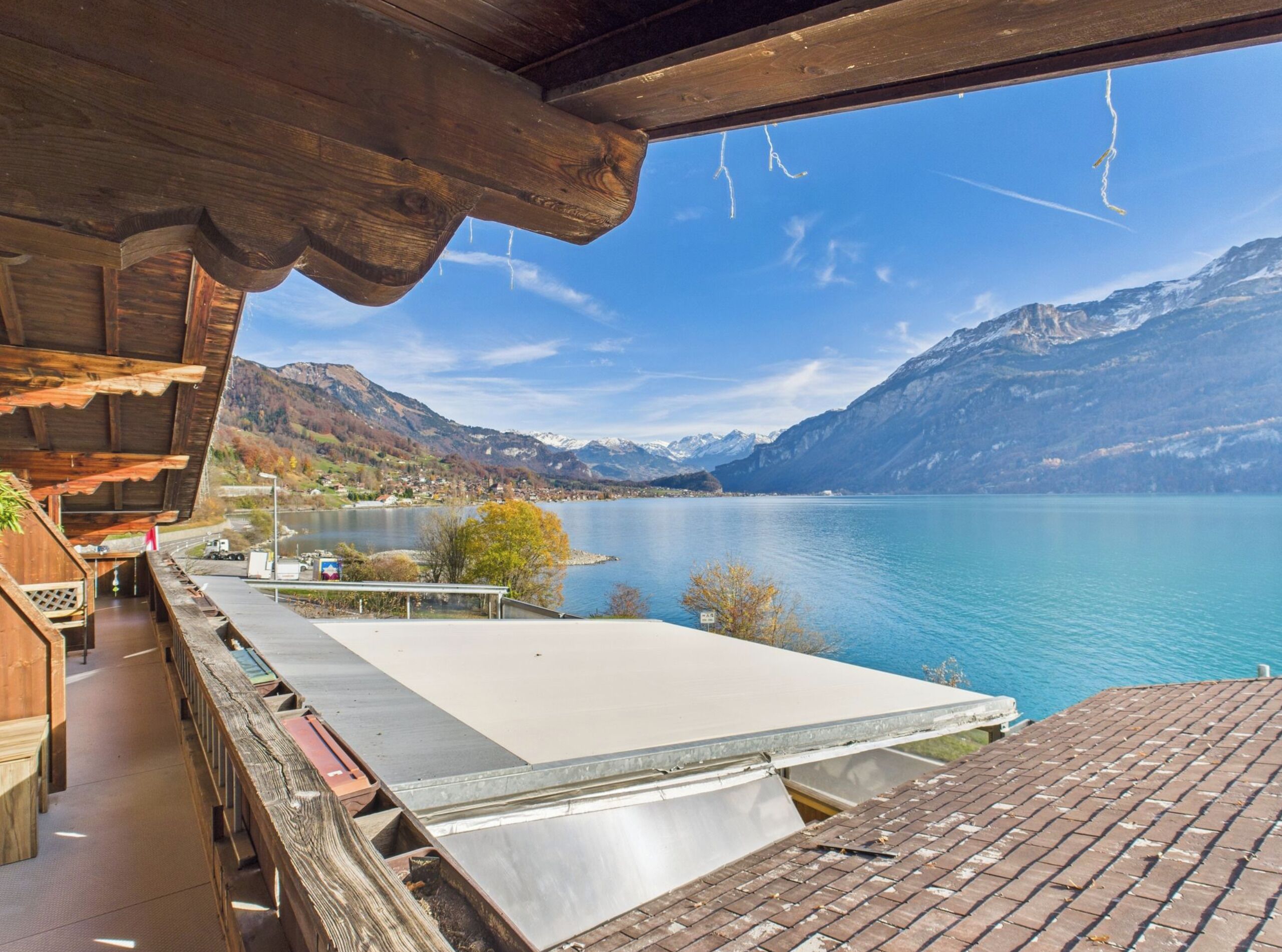 Superior Double Room with lake view, balcony Nr. 1 | Terassi/patio
