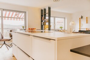 Interior - Panoramic view of Lake Edersee - View. Balcony. Sauna. Top location. (Hermfurth-Edersee)
