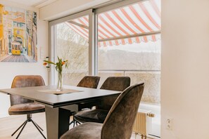 Dining - Vrbo Property (Hermfurth-Edersee)