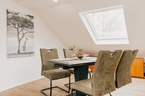 Dining - Vrbo Property (Hermfurth-Edersee)