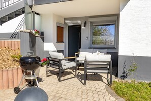 Terrace/patio - Valley view at the Edersee. Terrace. Sauna. Top location. (Hermfurth-Edersee)