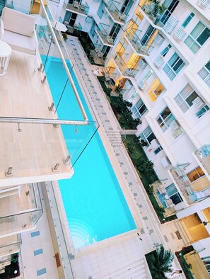 Pool - 1 BR Ocean View Apartments -Swimming Pool Masaki (Dar es Salaam)