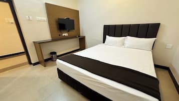 Deluxe Room | Free WiFi, bed sheets