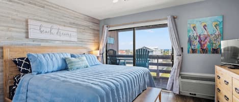 1 dormitorio, tabla de planchar con plancha, wifi y ropa de cama