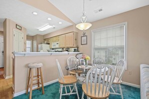 Dining - "Sunsets and Short Putts" (Myrtle Beach)