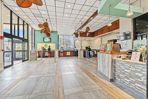 Lobby - "The Landmark Pearl" (Myrtle Beach)