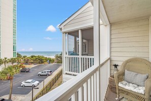 Property grounds - "Soul Soother" at Tilghman (North Myrtle Beach)