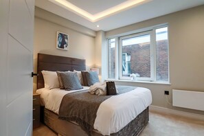 Room - 🌟Stylish 1 Bedroom Apartment Central Welwyn Garden City -Ideal for Family Visit (Welwyn Garden City)