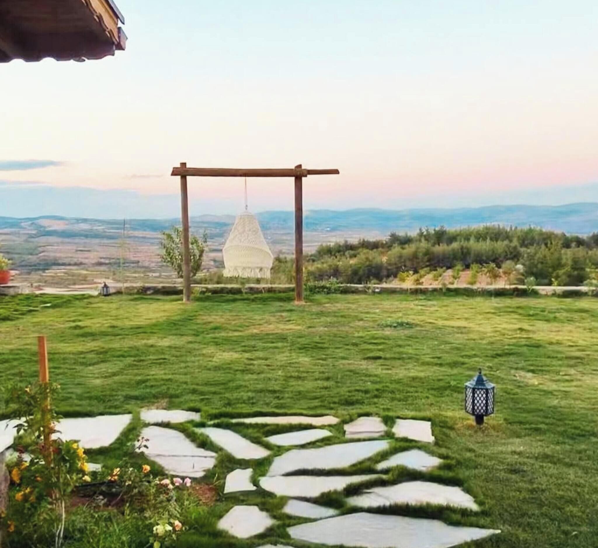 Maison, 4 chambres, balcon, vue jardin | Enceinte de l’hébergement