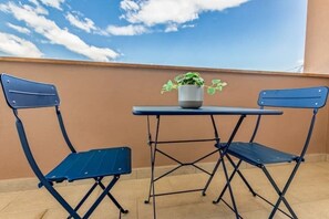 Outdoor dining - Terrace- new - 900m Tower -Park priv- spacious (Pisa)