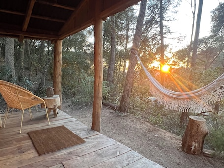 Terrace/patio. A peaceful haven, close to city and beach