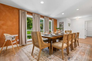 Dining - Between The Tides: Heated Pool, Beach, Sports Court. Walk to Amphitheater (St. Augustine)