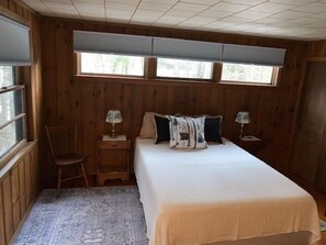 Room - Classic Lake House with Guest Cottage on Wolfeboro's Premier Springfield Point (Wolfeboro)