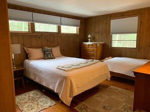 Room - Classic Lake House with Guest Cottage on Wolfeboro's Premier Springfield Point (Wolfeboro)