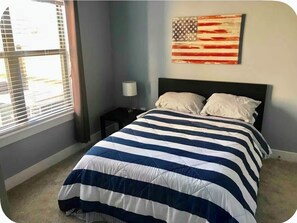 Room - Uptown CLT Home + Rooftop Views! (Charlotte)