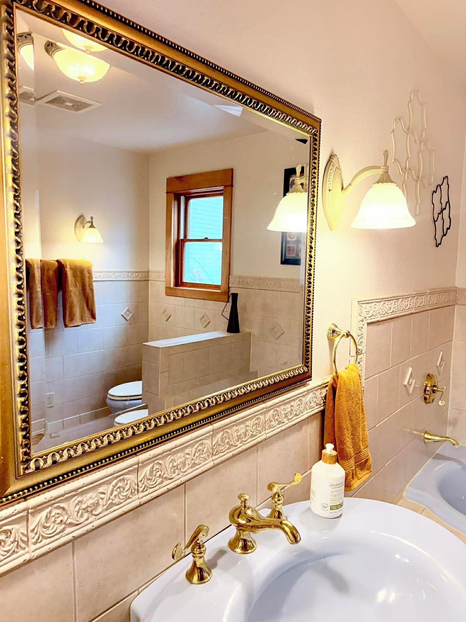Hair dryer, towels, toilet paper