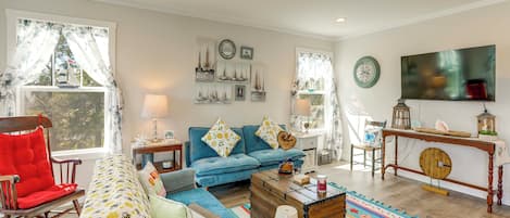 House (2 Bedrooms) | Front of property