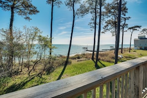 House (3 Bedrooms) | Interior - Gwynn's Island Gem Private Beach & Bay Views (Gwynn)