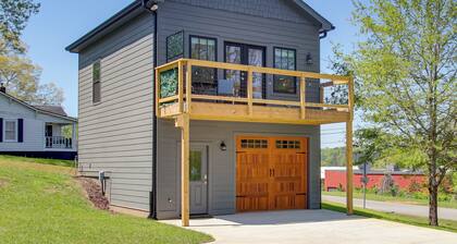 Walkable North Georgia Hideaway! Modern Suite