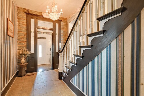 Great for Groups! Historic Home Near Fort Knox