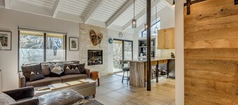 Walk to Town & Slopes, Views, SPA & Sauna Access