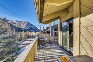 Apartment (2 Bedrooms) | Interior - Walk to Main St & Slopes: Ketchum Condo w/ Hot Tub (Ketchum)