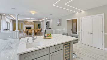 House (Multiple Bedrooms) | Interior