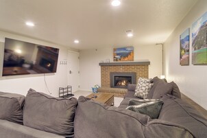 Casa (2 Bedrooms) | Interior