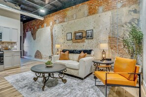 Interior - Explore Dtwn Burkburnett! Industrial Apt w/ Patio (Burkburnett)