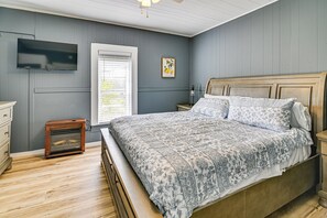 Interior - Surrounding Pasture Views! Peaceful Escape in Iuka (Iuka)