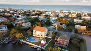 Exterior - NEW 7BR Bayfront| Pool, Hot Tub| 3 Kings|Sleeps 19 (Virginia Beach)