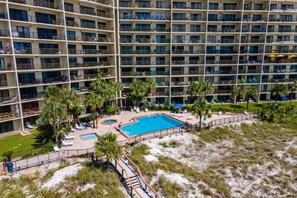 Exterior - Wrap around Views! Newly Remodeled 9th Floor 3BR 3BA Commodore *BEACH CHAIRS! (Panama City Beach)
