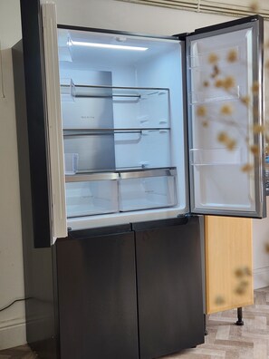 Interior - Birmingham Contractor Stay, 5 Bed, Private Parking, Near M6, Groups (Birmingham)