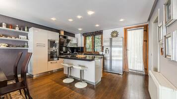 3 bedrooms
