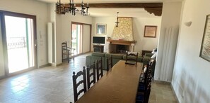 Interior - Casale Nelli - Window on the Lake (Petrella Salto)