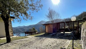 Property grounds - Casale Nelli - Window on the Lake (Petrella Salto)