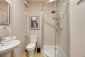 Apartment | Bathroom - Palm Beach Apartments with parking (Sopot)