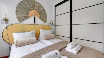 Apartment | Iron/ironing board, free WiFi