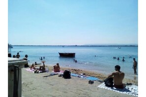 Beach - Ortigia Mare - Seafront Apartment with Balconies in the Historic Center (Siracusa)