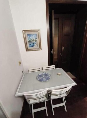 Dining - Ortigia Mare - Seafront Apartment with Balconies in the Historic Center (Siracusa)