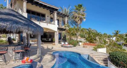 Luxury 5BD With Stunning Ocean View - Casa Jalisco