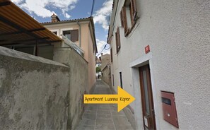 Exterior - Welcome to Apartment Luanna, a cozy sanctuary in the old town core of Koper. (Koper)