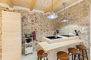 Kühlschrank, Mikrowelle