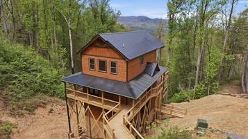 Cabin, 3 Bedrooms | Exterior