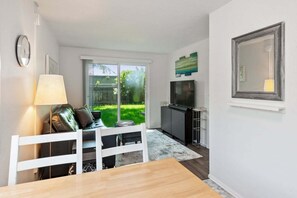 Studio, 1 Bedroom | Living area - Snug Spot 70 - Close To Downtown & Autzen 1 Bedroom Studio (Eugene)