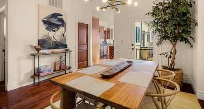Birdhouse - Close To U Of O & Downtown 3 Bedroom Home