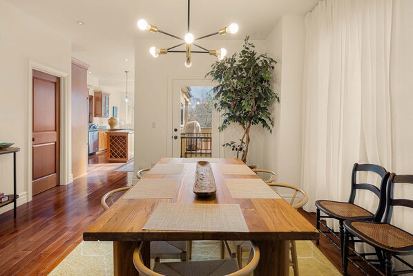 House, 3 Bedrooms | Dining - Birdhouse - Close To U Of O & Downtown 3 Bedroom Home (Eugene)